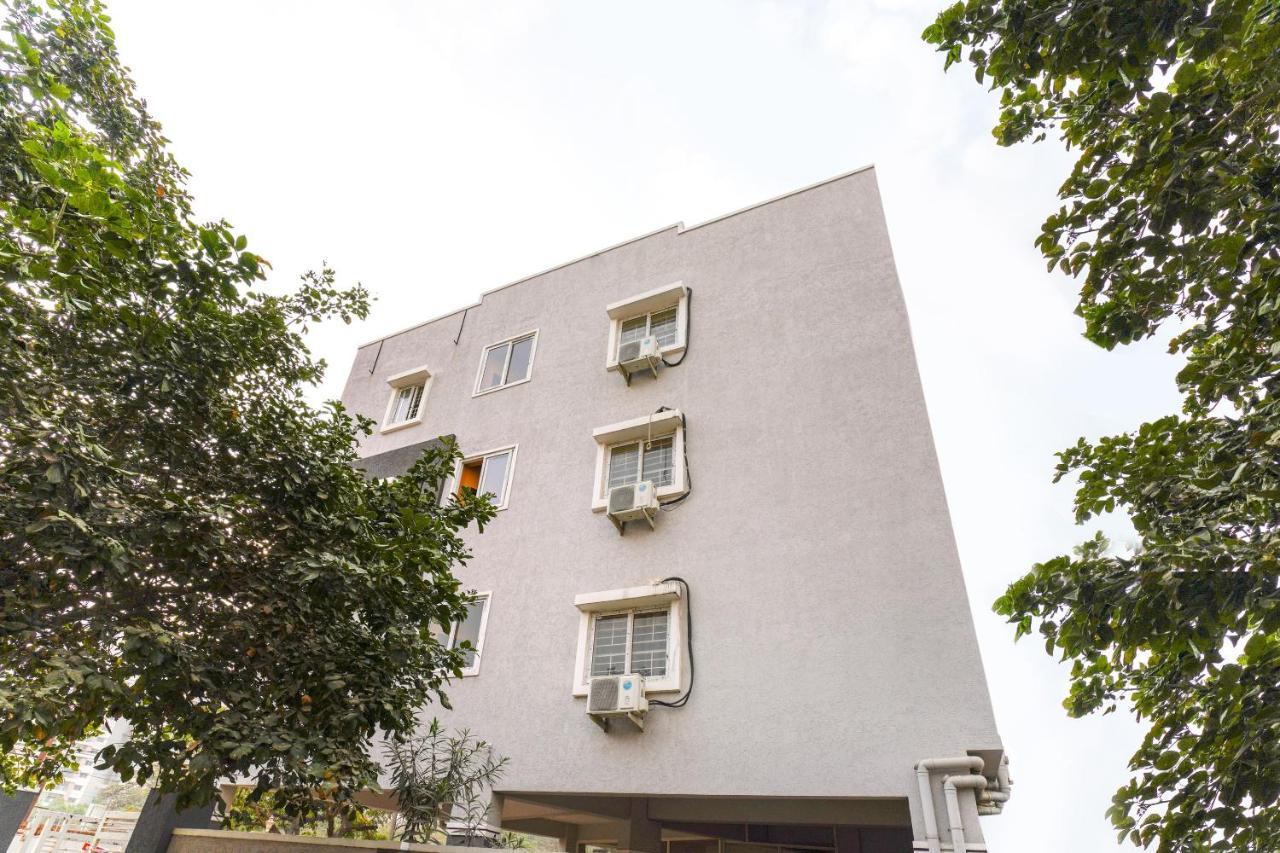 Oyo 70286 Svr Grand Hotel Hyderabad Eksteriør billede